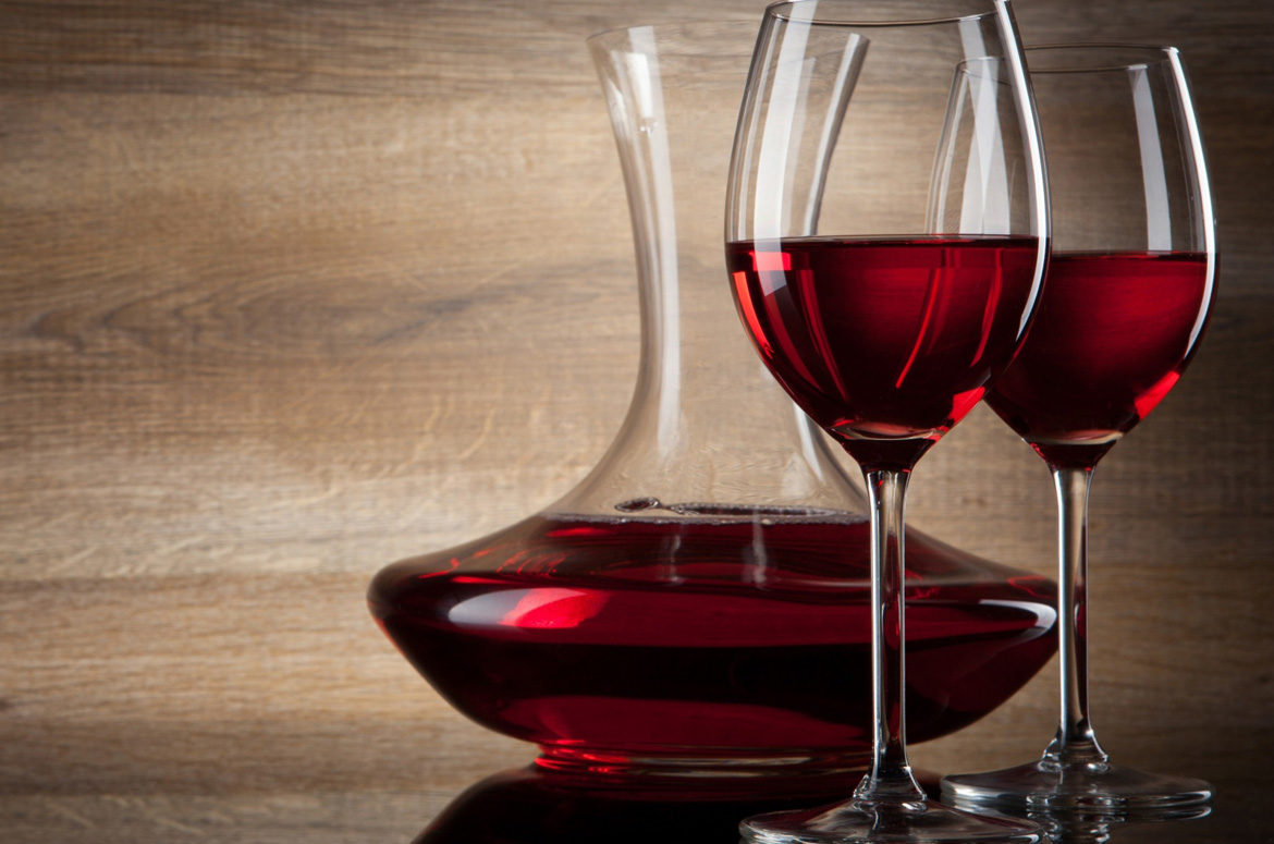 Bere un bicchiere di vino rosso al giorno fa bene alla salute? - A Third  Less